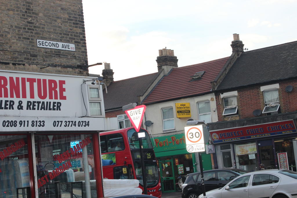 Avenue Inn Ilford Luaran gambar